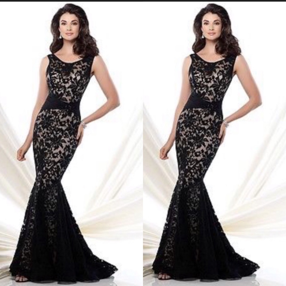 MON CHERI sleeveless Black Lace Mermaid long Gown